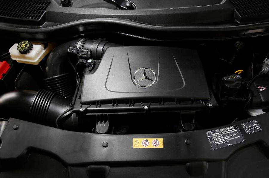  Mercedes-Benz V250 BlueTec Lang 2015 года  (AU) (фото 22 из 30)